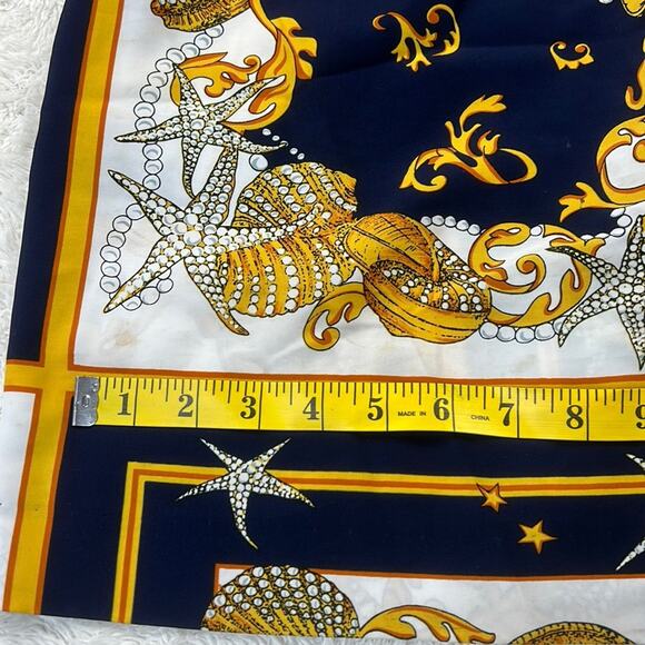 Vintage 80s Joyce gold and navy seashell novelty print silky shorts, size 8 - Picture 9 of 11